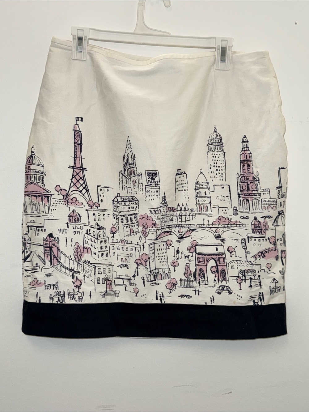 Tahari White Mini Skirt with Pink and Black Cityscape Print